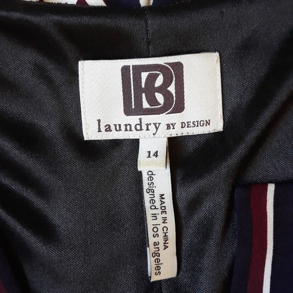 Navy & Burgundy Shift Dress, Split Neck 3/4 Flared Sleeve - Picture 9 of 10